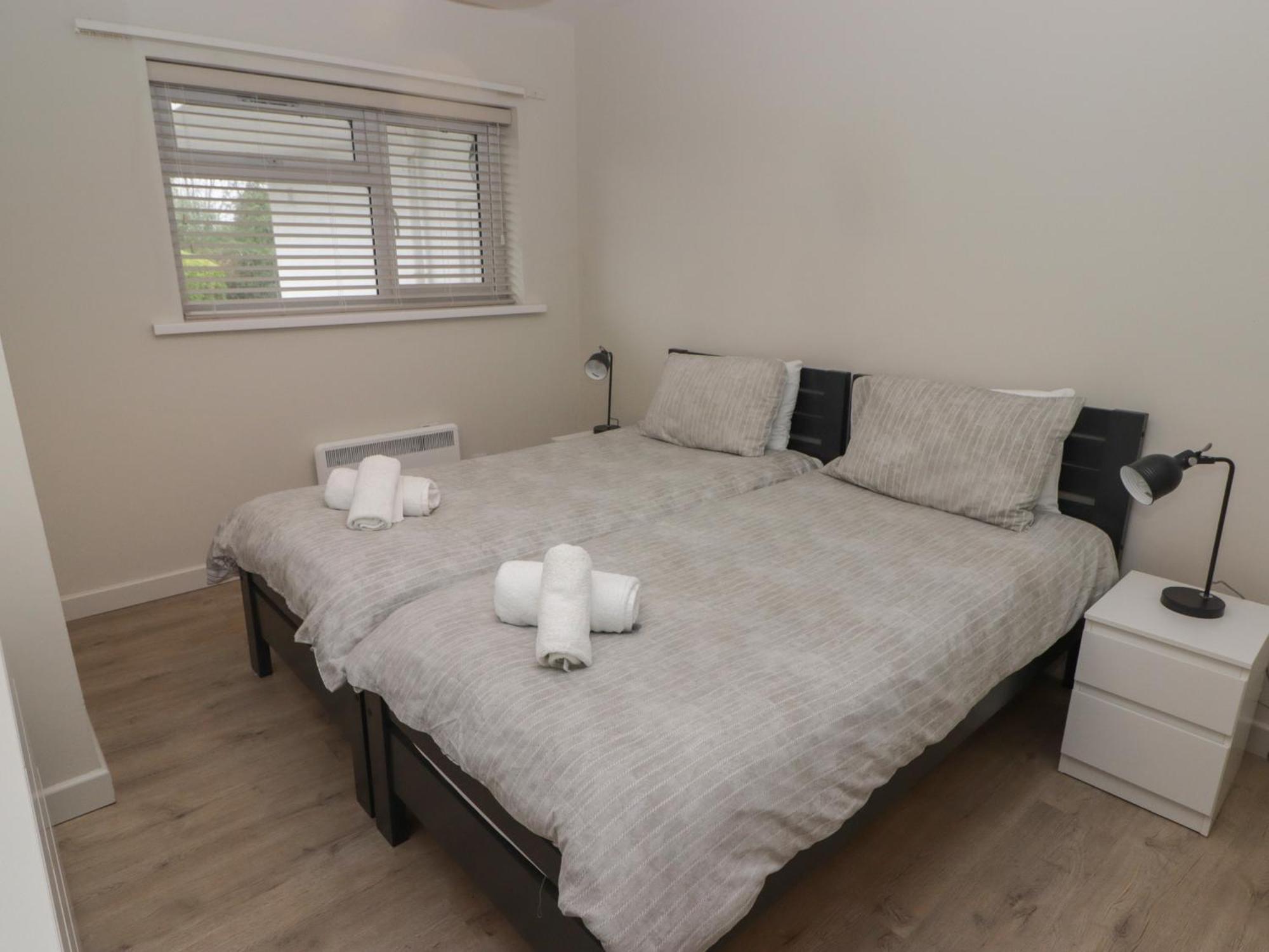 21 Coedrath Park Apartment *