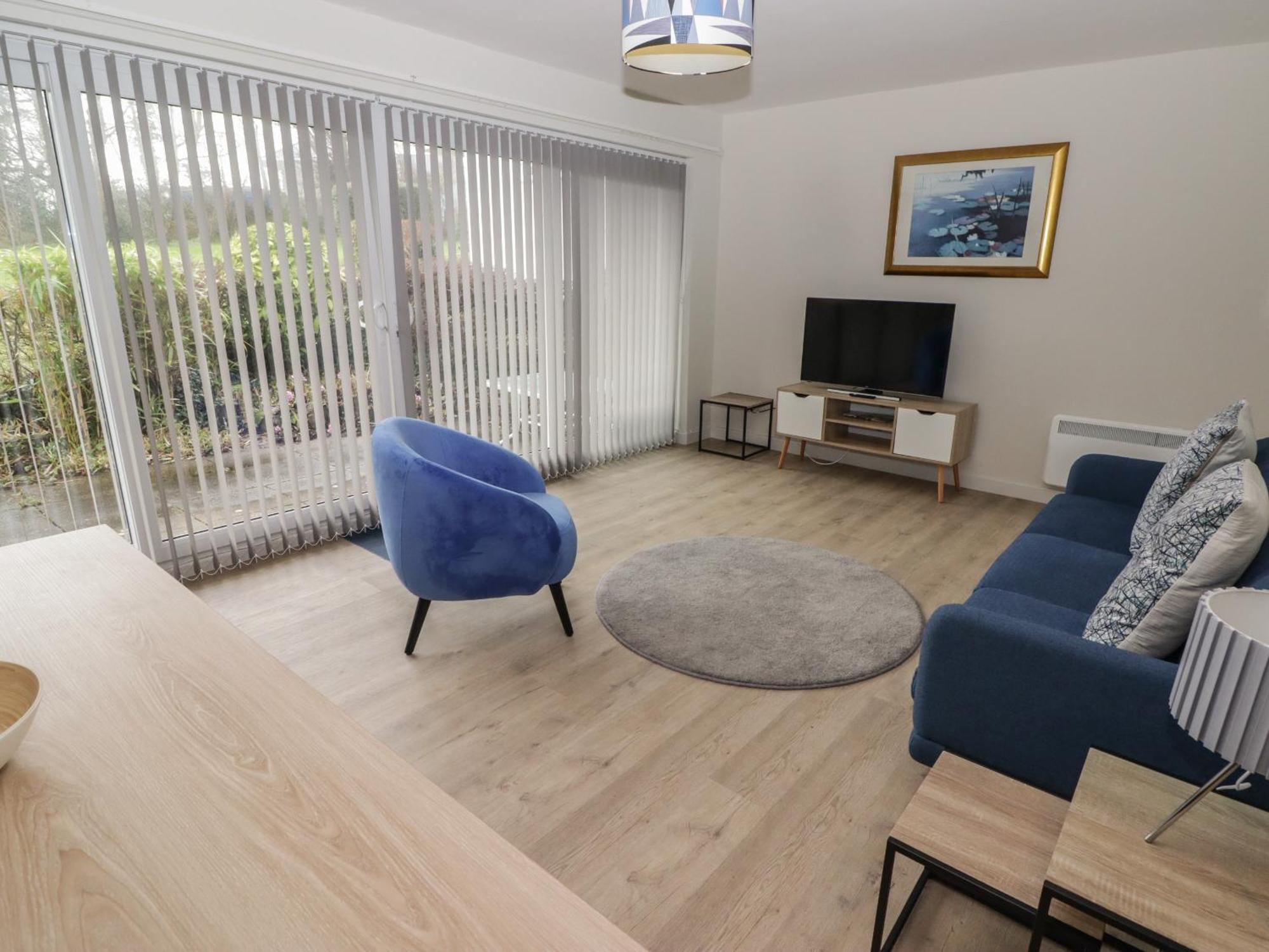 21 Coedrath Park Apartment