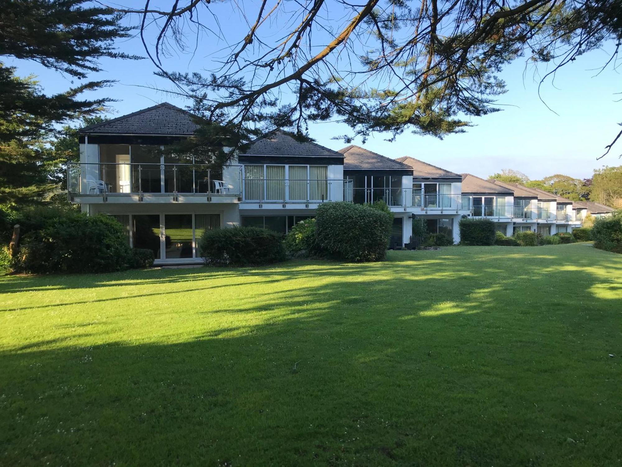 21 Coedrath Park *